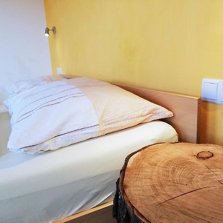 Agriturismo Ferienhof Gschloier (Adults Only) ไลออน ภายนอก รูปภาพ