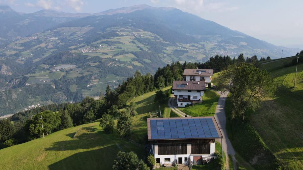 Agriturismo Ferienhof Gschloier (Adults Only) ไลออน ภายนอก รูปภาพ