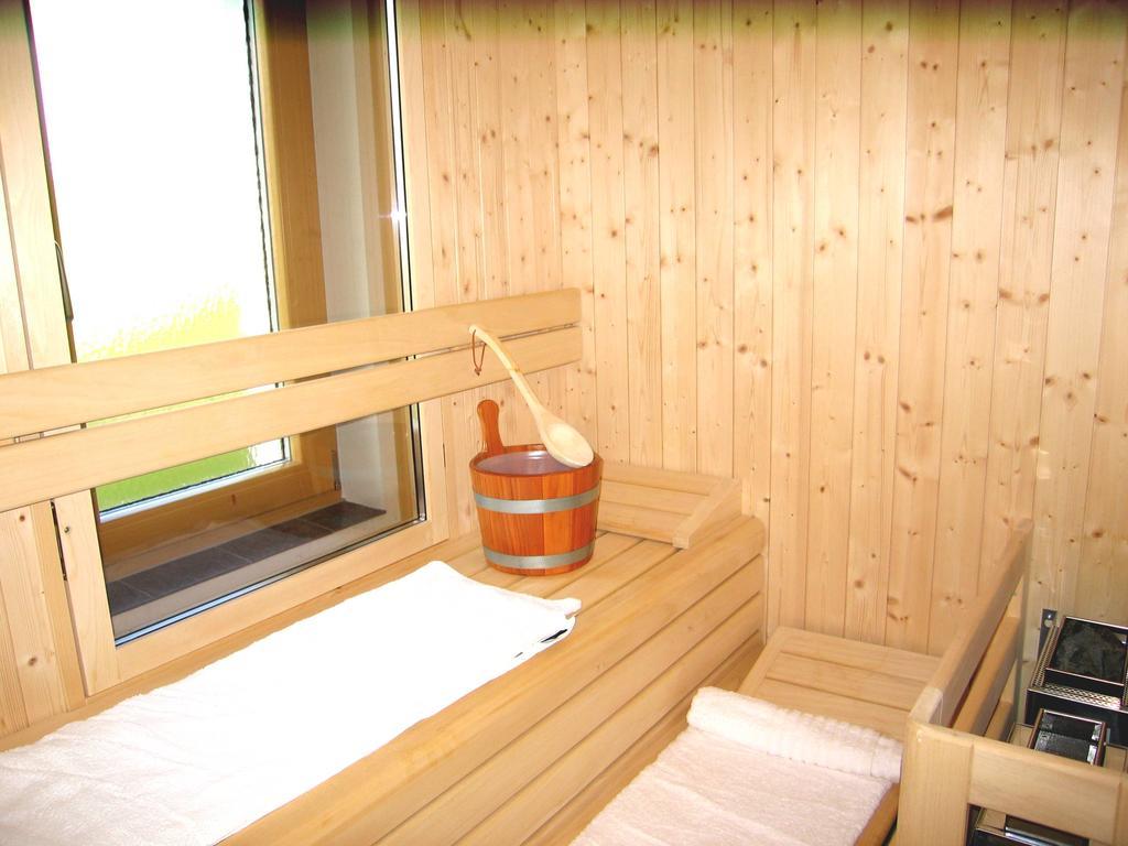 Agriturismo Ferienhof Gschloier (Adults Only) ไลออน ภายนอก รูปภาพ